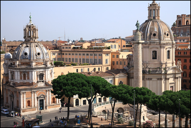monument-rome-view