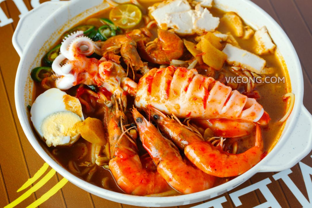 Melaka Mee Kari Sungai Putat Seafood