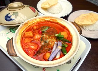 Malaysian Food Street Claypot Fish Head Curry